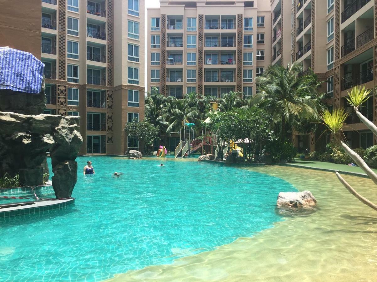 Atlantis Condo Resort Jomtien Ngoại thất bức ảnh